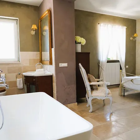 Villa D'oliviers Prestigiosa Con Piscina Ad *