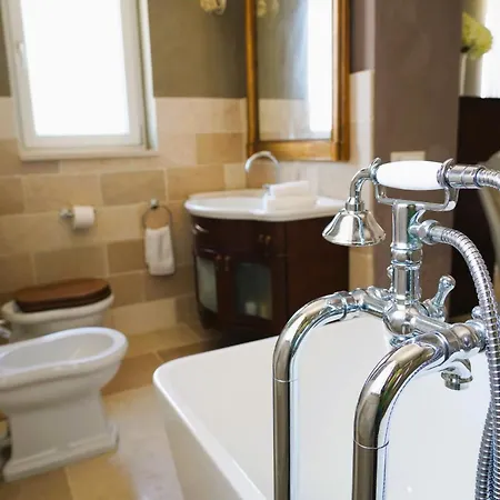 D'oliviers Prestigiosa Con Piscina Ad Villa *