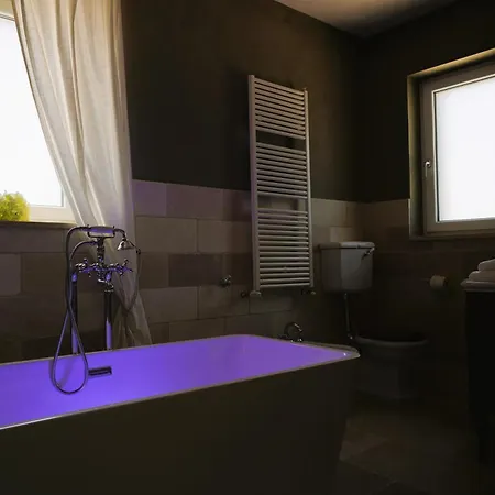 Villa D'oliviers Prestigiosa Con Piscina Ad Ostuni