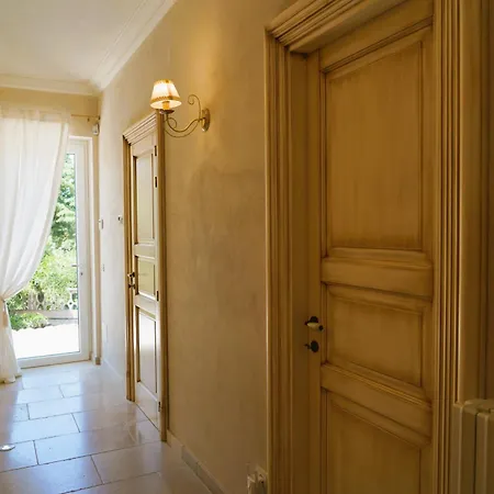 Villa D'oliviers Prestigiosa Con Piscina Ad