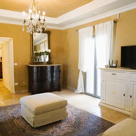 D'oliviers Prestigiosa Con Piscina Ad