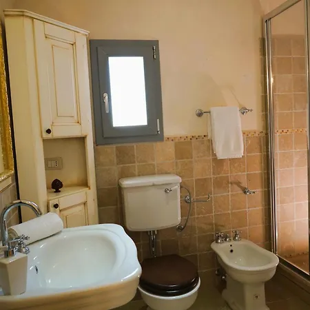 D'oliviers Prestigiosa Con Piscina Ad *