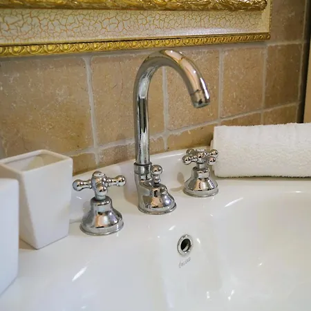 D'oliviers Prestigiosa Con Piscina Ad