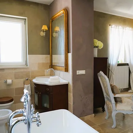 D'oliviers Prestigiosa Con Piscina Ad