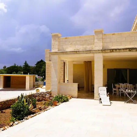 D'oliviers Prestigiosa Con Piscina Ad *
